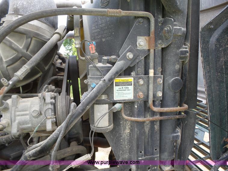 image for item K2219 1998 Mack CH613 semi truck