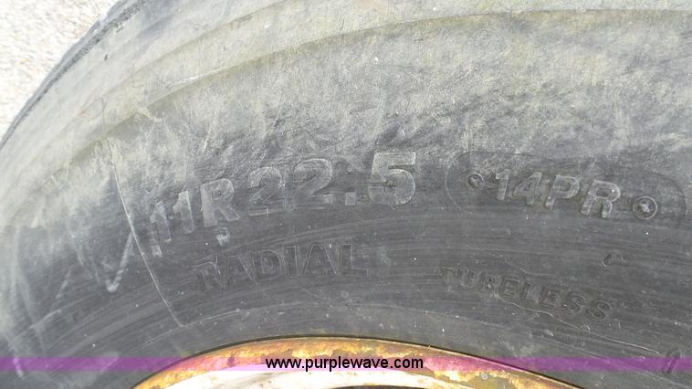 image for item K4046 1972 Trail Mobile tank trailer