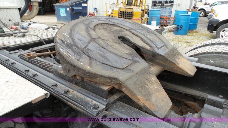 image for item K4054 1995 Mack CH613 semi truck