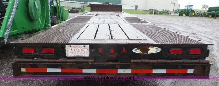 image for item K4574 2004 Ledwell LW48-TT2-10-A3 equipment trailer