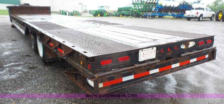 image for item K4574 2004 Ledwell LW48-TT2-10-A3 equipment trailer