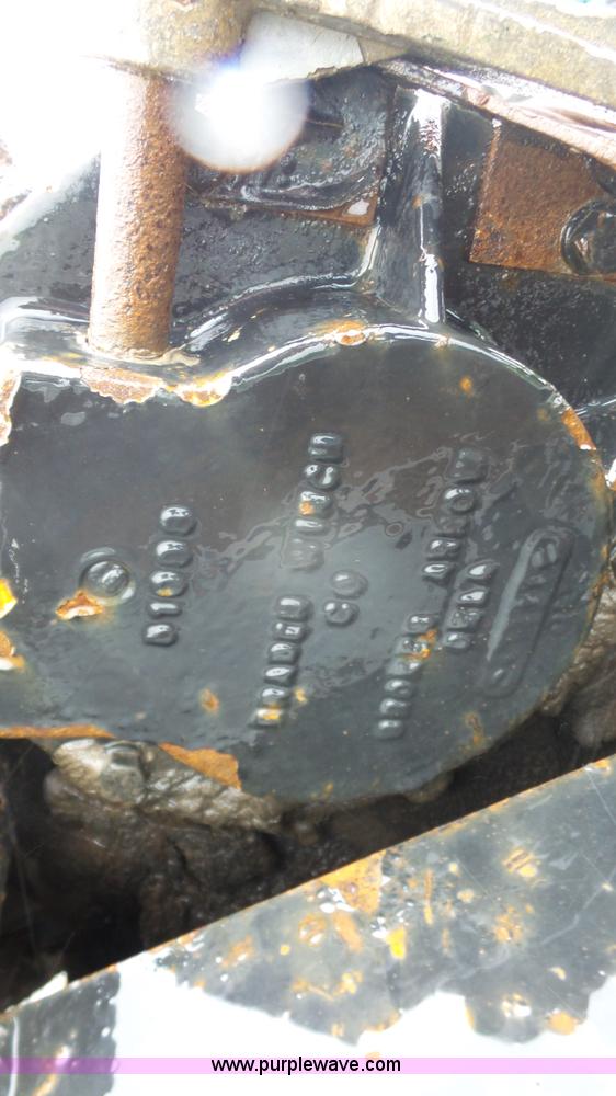 image for item K4574 2004 Ledwell LW48-TT2-10-A3 equipment trailer