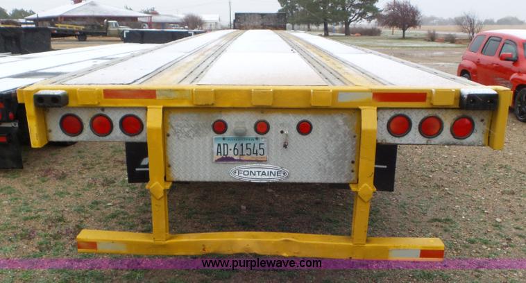 image for item K6832 1999 Fontaine LFTW-5-8053WSWK flatbed trailer