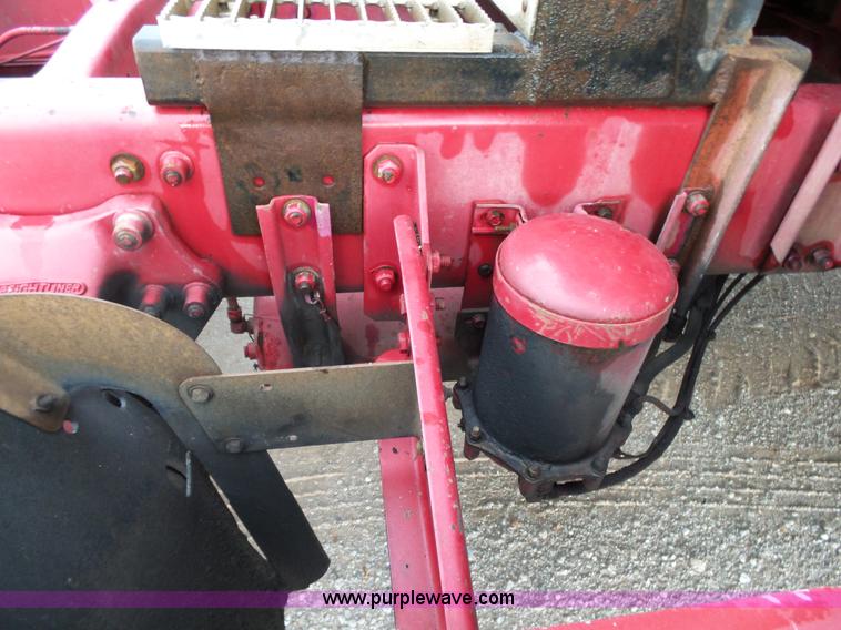 image for item L2047 1995 Freightliner FLD semi truck