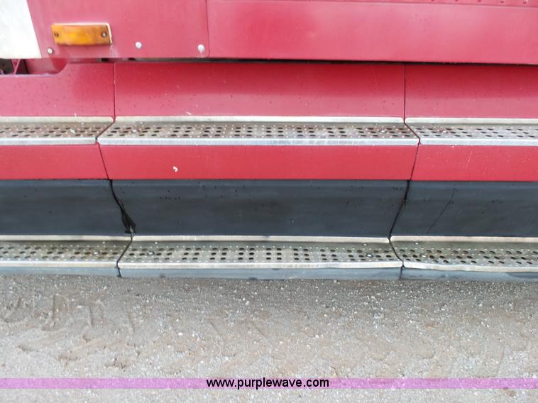 image for item L2047 1995 Freightliner FLD semi truck