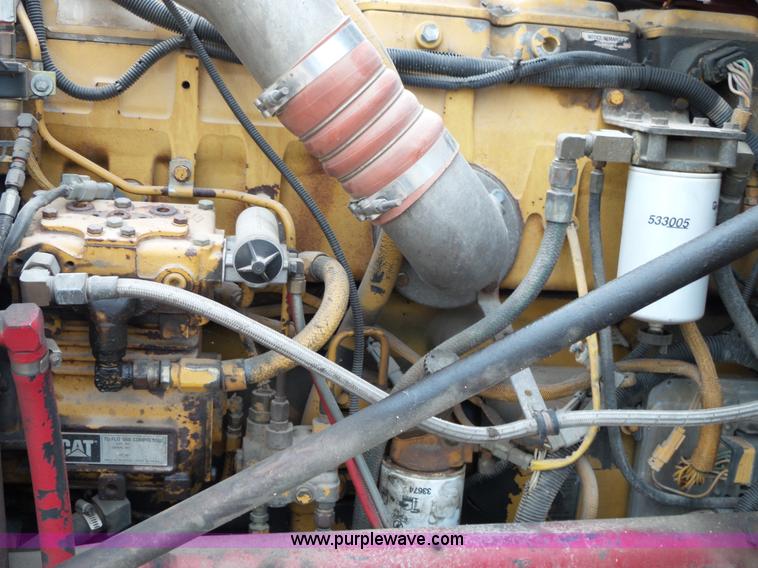 image for item L2047 1995 Freightliner FLD semi truck