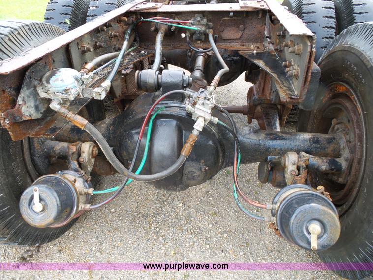 image for item L2053 1989 Volvo WIM semi truck