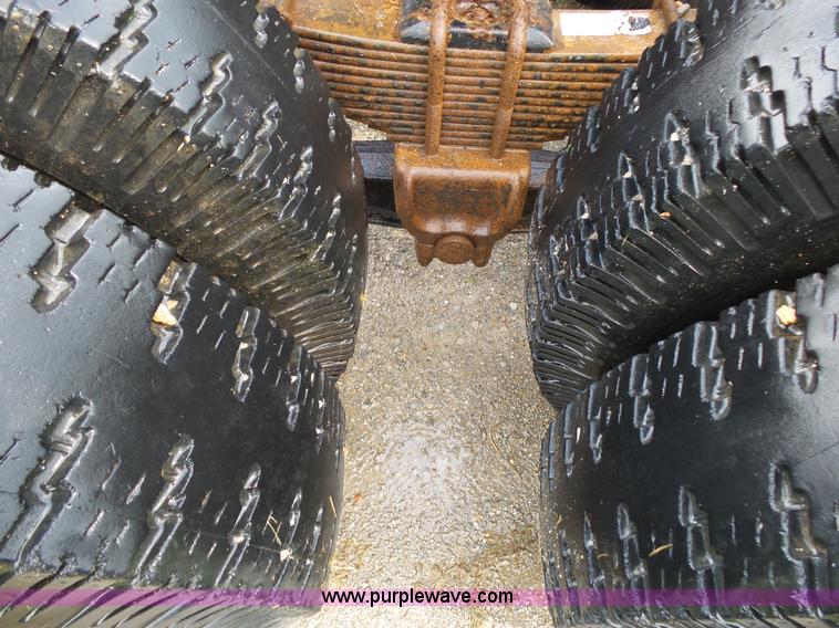 image for item L2053 1989 Volvo WIM semi truck