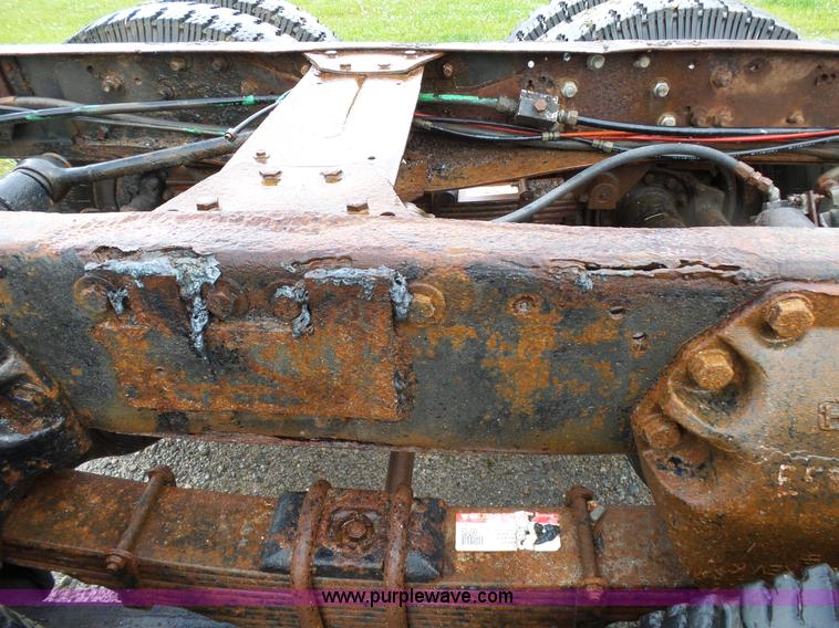 image for item L2053 1989 Volvo WIM semi truck