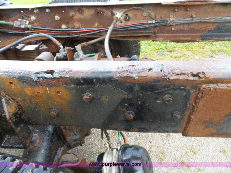 image for item L2053 1989 Volvo WIM semi truck