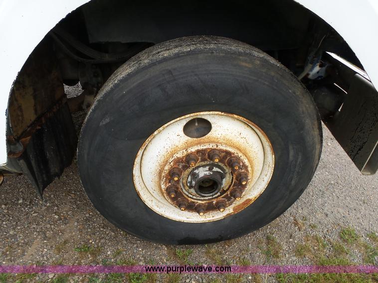 image for item L2053 1989 Volvo WIM semi truck