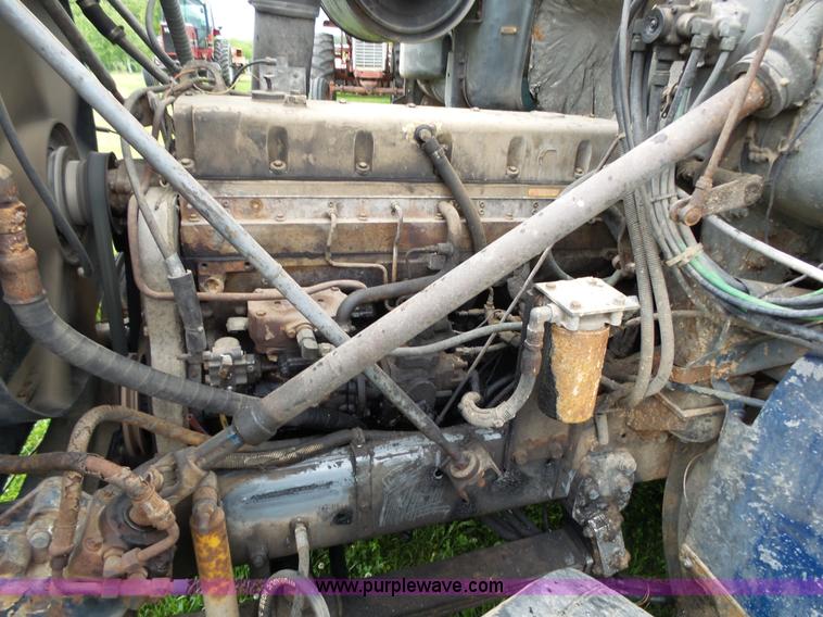 image for item L2053 1989 Volvo WIM semi truck