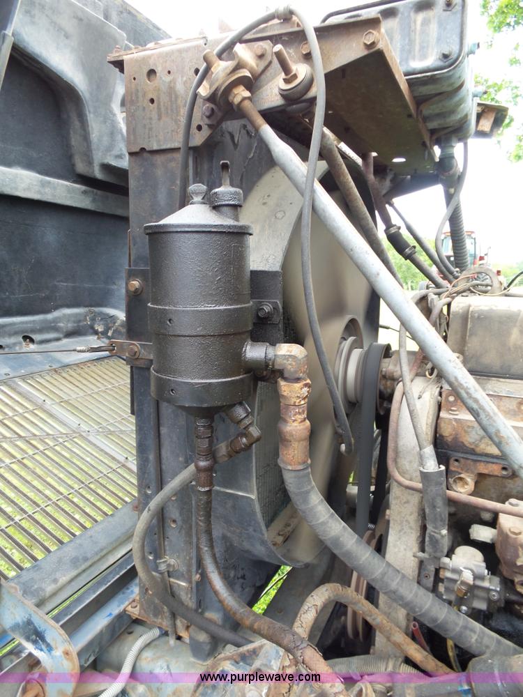 image for item L2053 1989 Volvo WIM semi truck