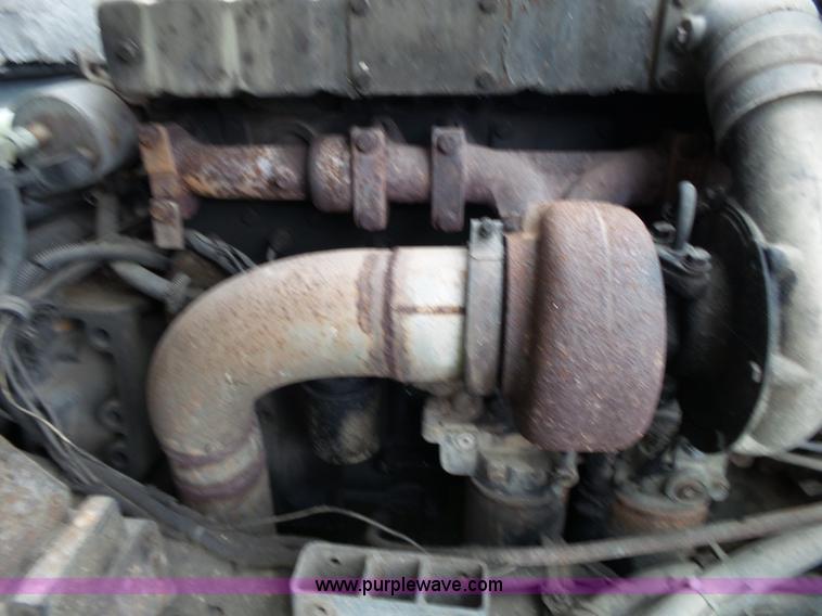 image for item L2053 1989 Volvo WIM semi truck