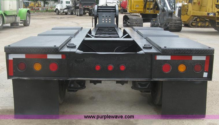 image for item L3827 1996 Fontaine TA50NGB lowboy equipment trailer