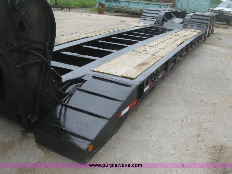 image for item L3827 1996 Fontaine TA50NGB lowboy equipment trailer