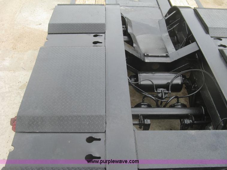 image for item L3827 1996 Fontaine TA50NGB lowboy equipment trailer