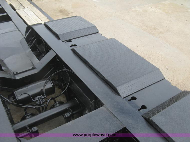 image for item L3827 1996 Fontaine TA50NGB lowboy equipment trailer