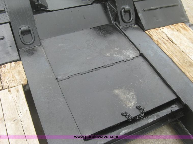 image for item L3827 1996 Fontaine TA50NGB lowboy equipment trailer