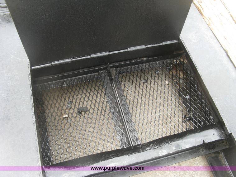 image for item L3827 1996 Fontaine TA50NGB lowboy equipment trailer