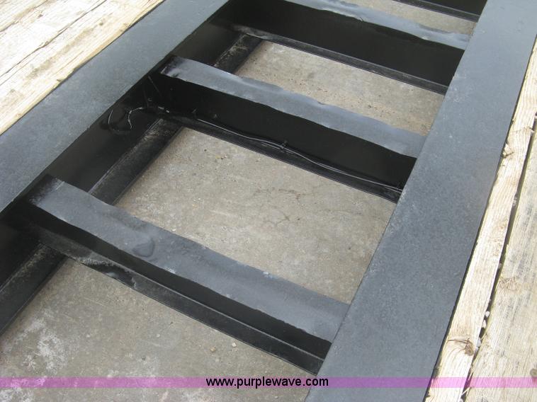 image for item L3827 1996 Fontaine TA50NGB lowboy equipment trailer