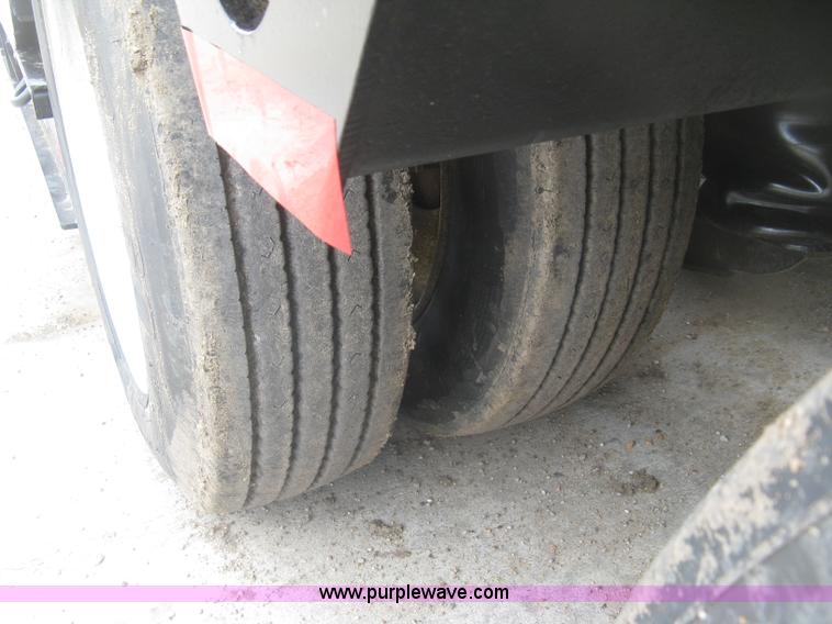 image for item L3827 1996 Fontaine TA50NGB lowboy equipment trailer