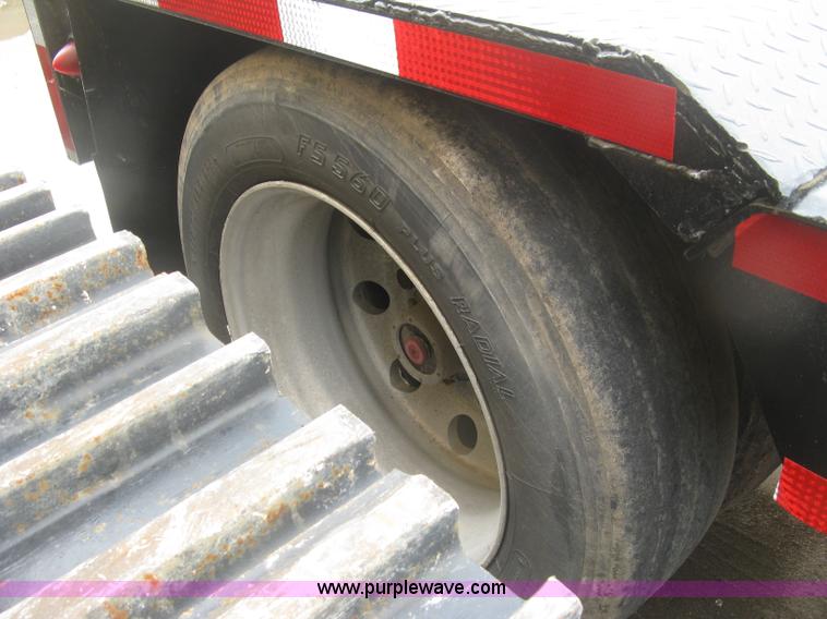 image for item L3827 1996 Fontaine TA50NGB lowboy equipment trailer