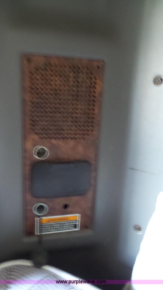 image for item L4808 2007 Kenworth T600 semi truck