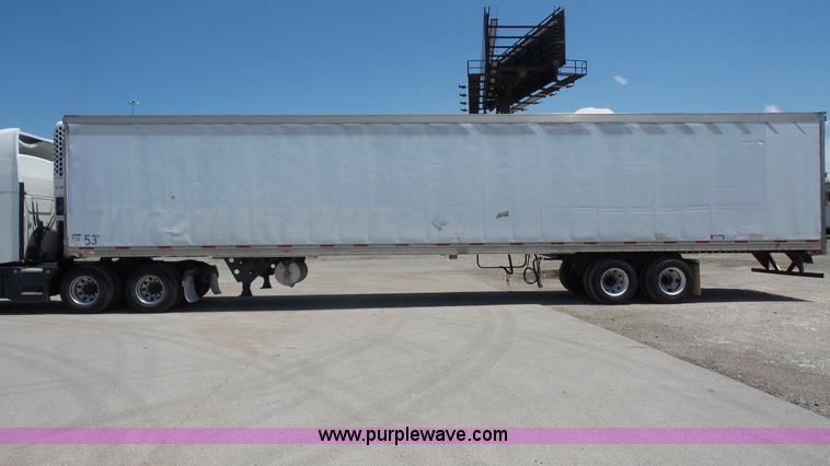 image for item L4810 2002 Utility refrigerated van trailer