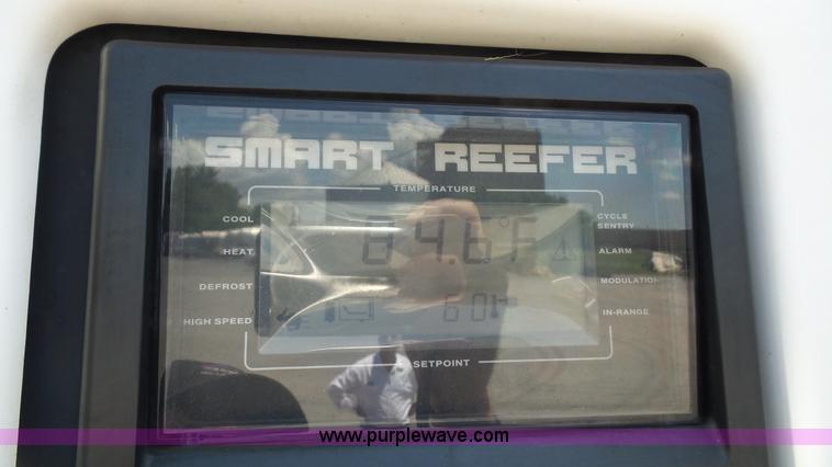 image for item L4810 2002 Utility refrigerated van trailer