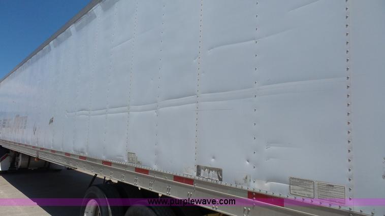 image for item L4810 2002 Utility refrigerated van trailer