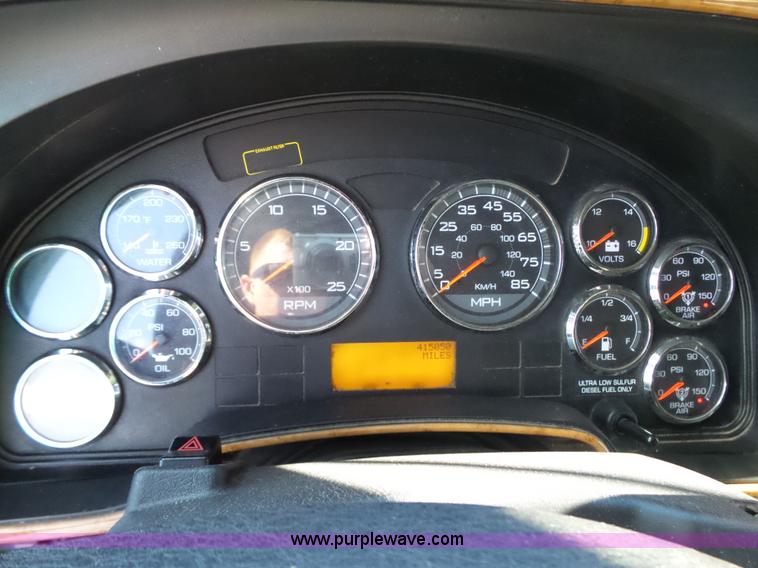 image for item L5801 2010 International ProStar semi truck