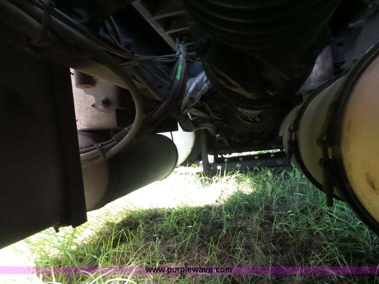 image for item L5801 2010 International ProStar semi truck