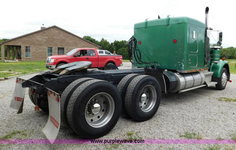 image for item L5842 1993 Kenworth W900 semi truck