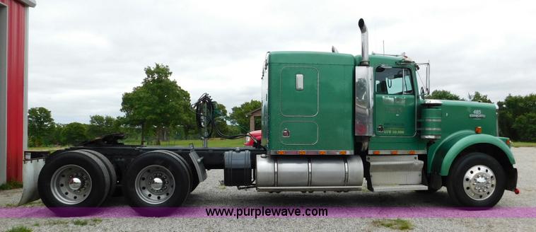 image for item L5842 1993 Kenworth W900 semi truck