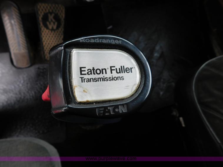 image for item L5842 1993 Kenworth W900 semi truck