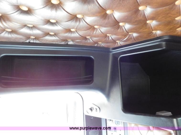 image for item L5842 1993 Kenworth W900 semi truck