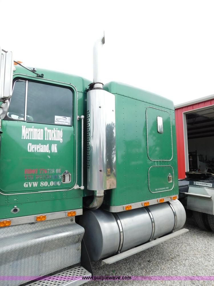 image for item L5842 1993 Kenworth W900 semi truck