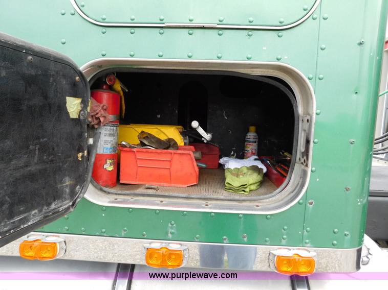 image for item L5842 1993 Kenworth W900 semi truck