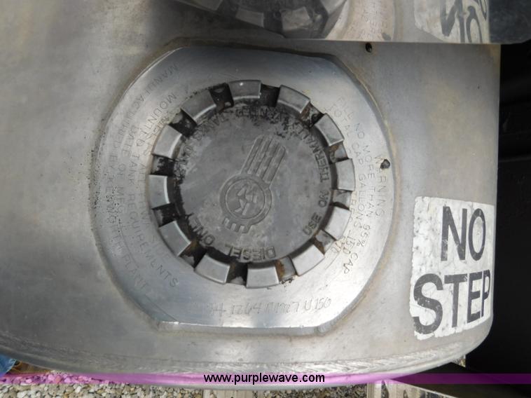 image for item L5842 1993 Kenworth W900 semi truck