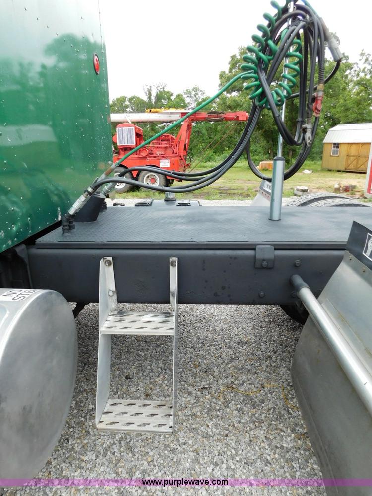 image for item L5842 1993 Kenworth W900 semi truck