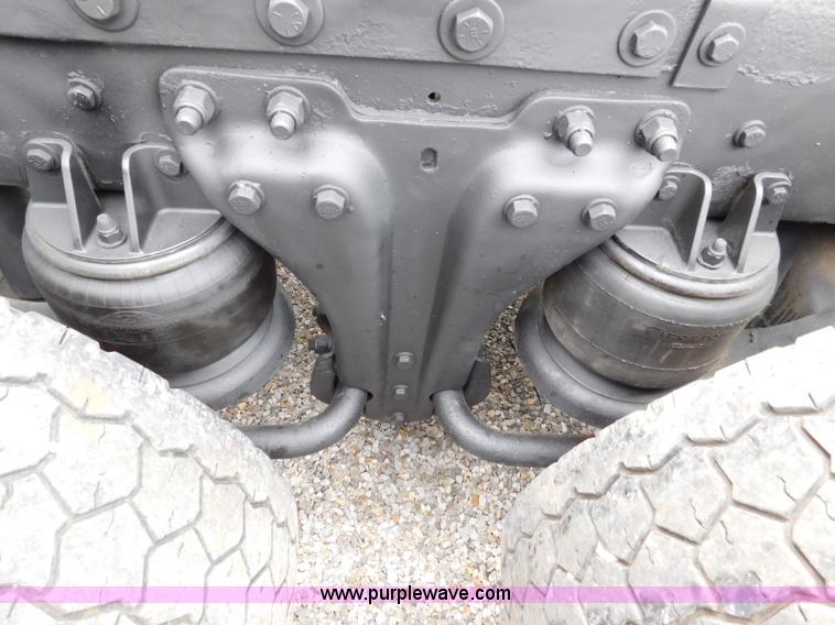 image for item L5842 1993 Kenworth W900 semi truck