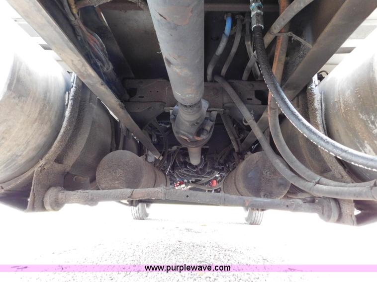 image for item L5842 1993 Kenworth W900 semi truck