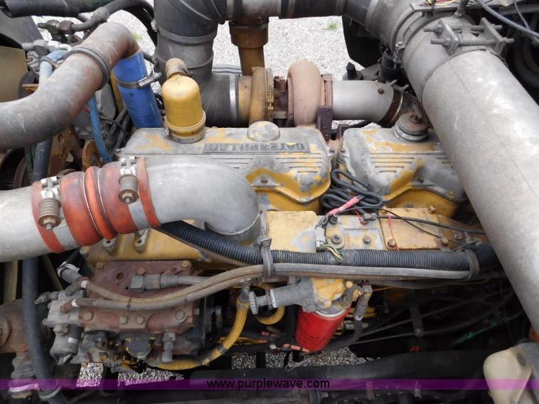 image for item L5842 1993 Kenworth W900 semi truck