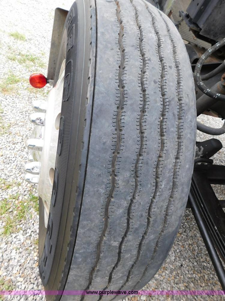 image for item L5842 1993 Kenworth W900 semi truck