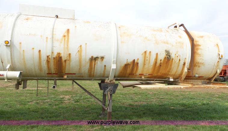 image for item L6324 1979 tank trailer