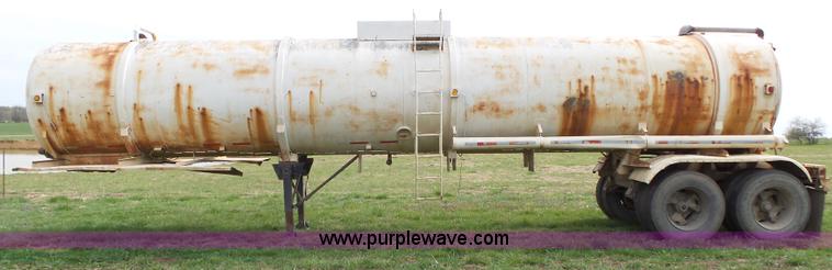 image for item L6324 1979 tank trailer