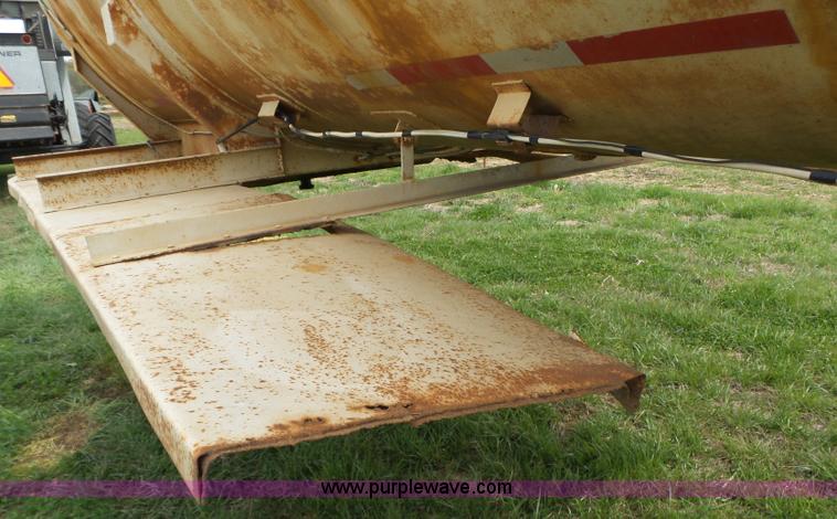 image for item L6324 1979 tank trailer