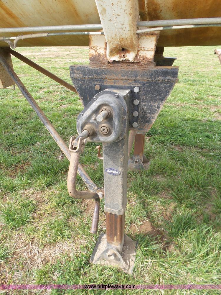 image for item L6324 1979 tank trailer