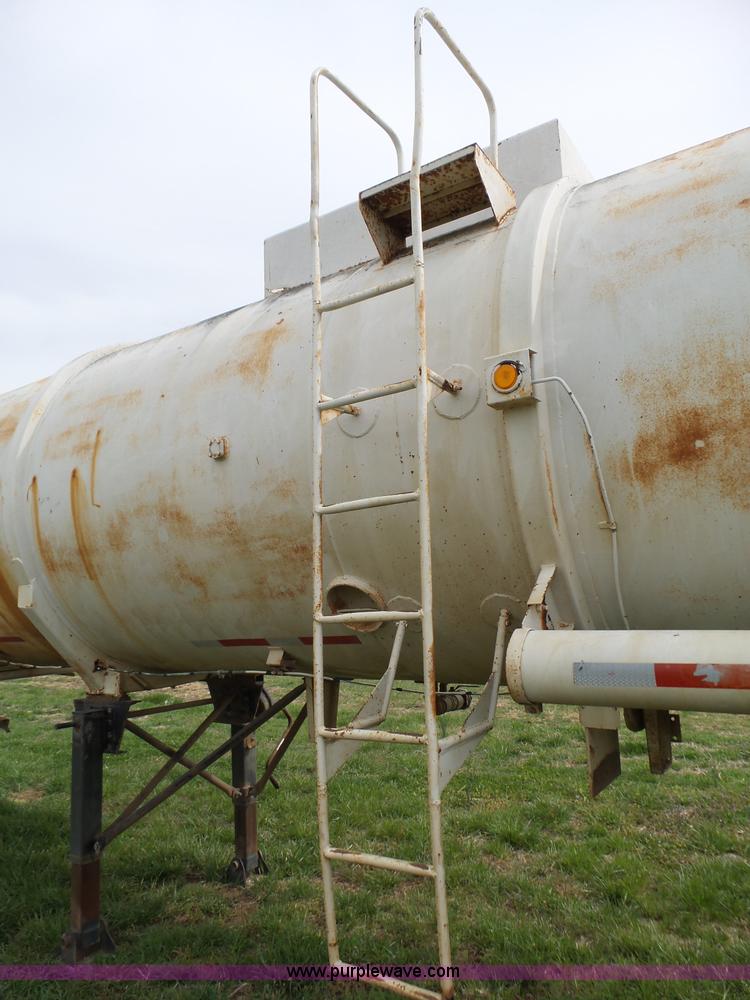 image for item L6324 1979 tank trailer